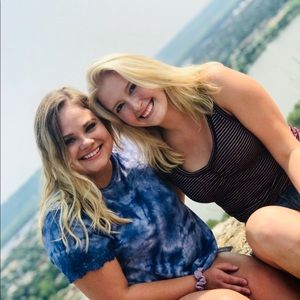 Meet your Posher, Brianna